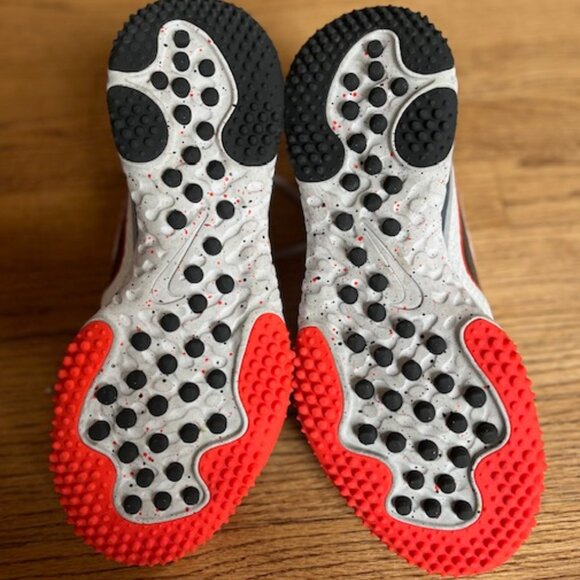 NIKE: MENS/BOYS 'ALPHA HUARACHE TURF ELITE 3' ATHLETIC TURF SHOES-SIZE 8 - Picture 5 of 6